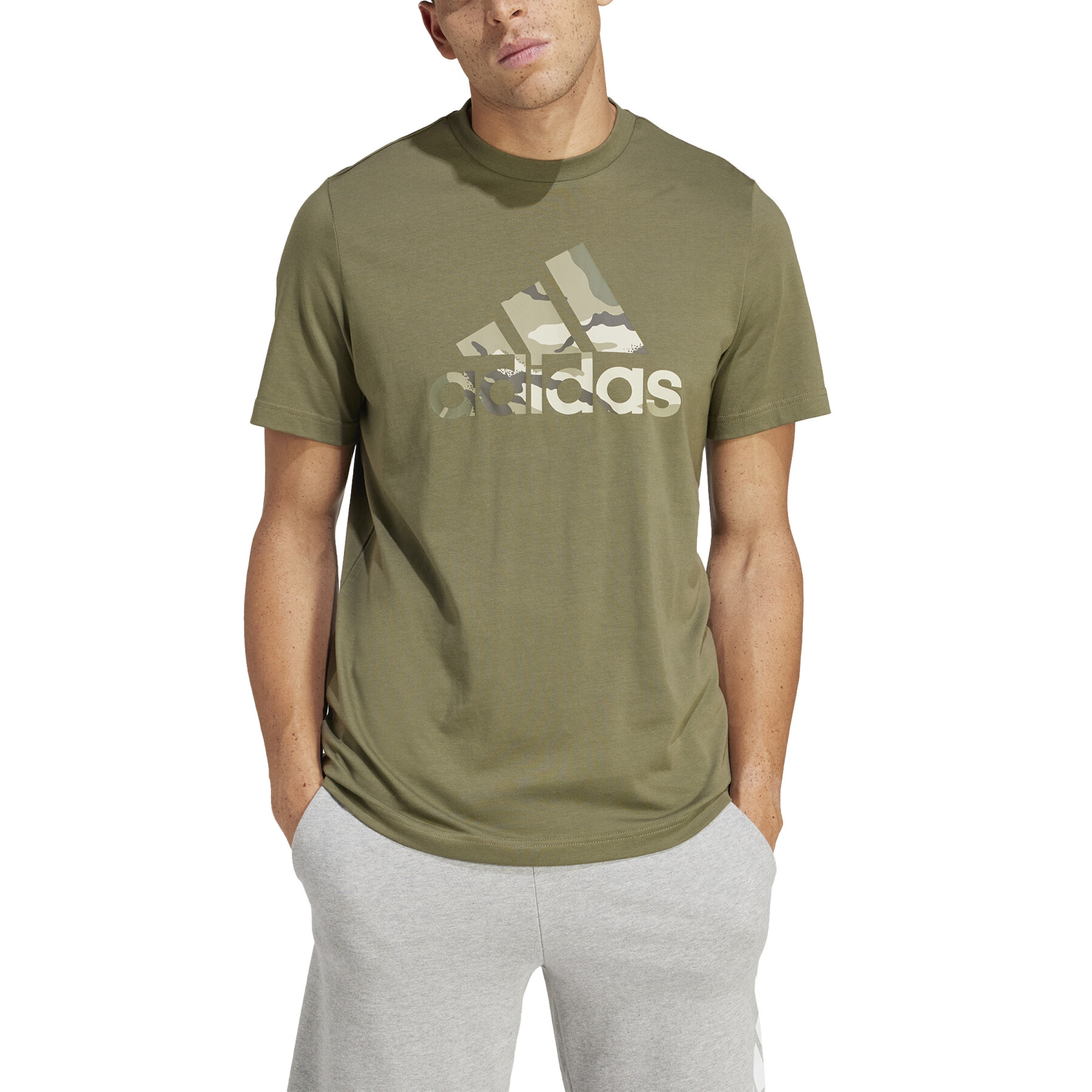 Grafisches T-Shirt adidas Camo Badge of Sport