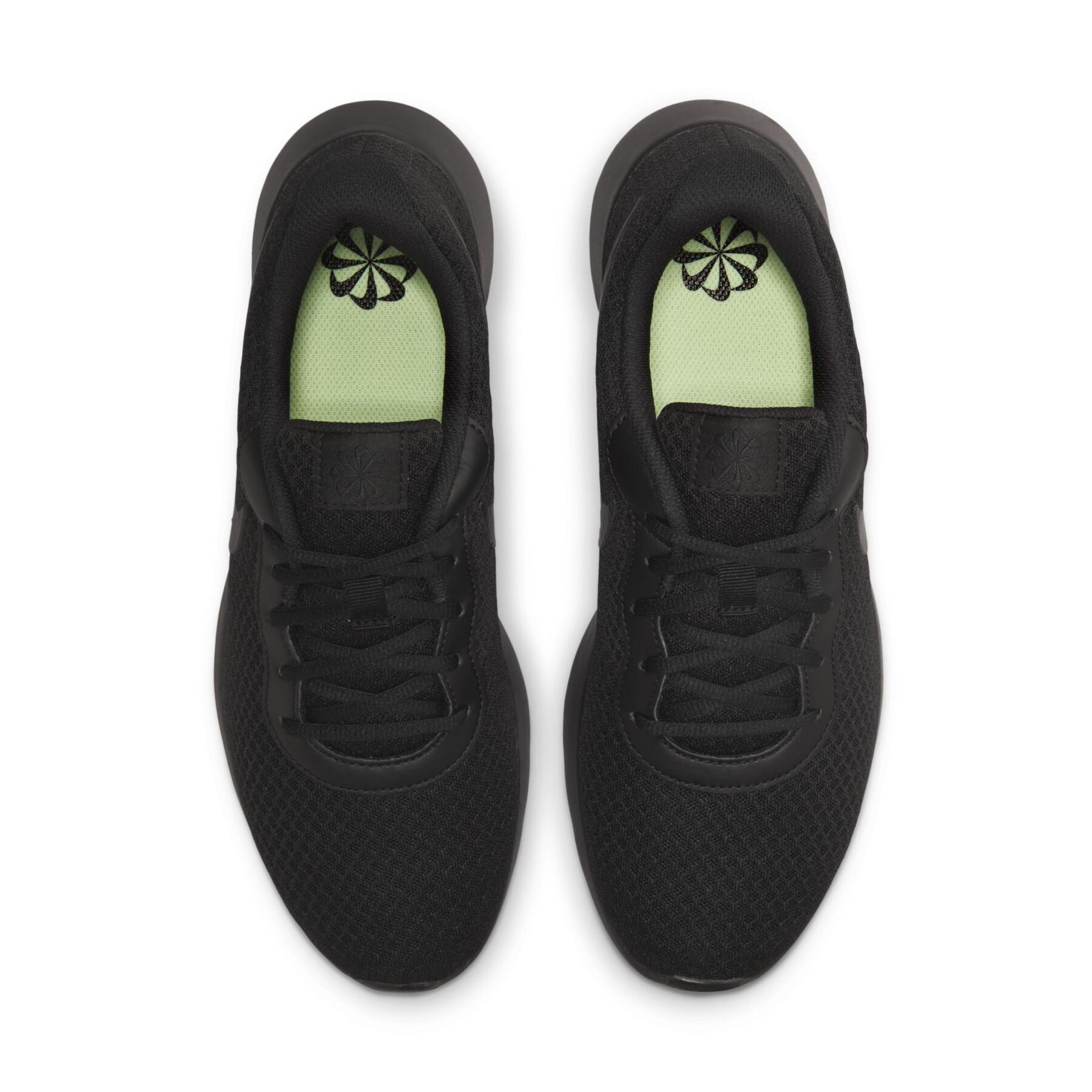 Sneakers Nike Tanjun